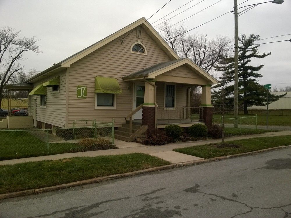 1828 S Anthony Blvd, Fort Wayne, IN 46803